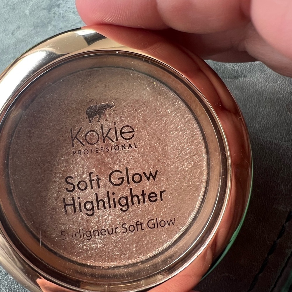 Soft Glow Highlighter - Gold